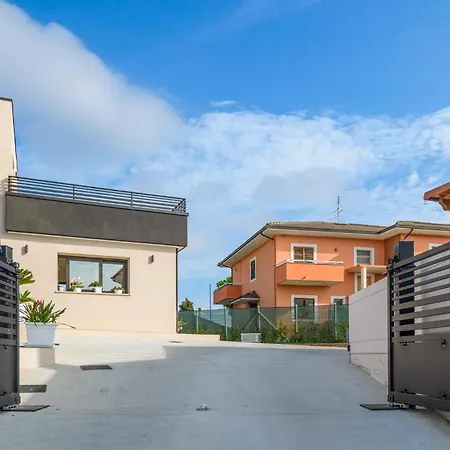 Holiday home Cozy In Colonnella